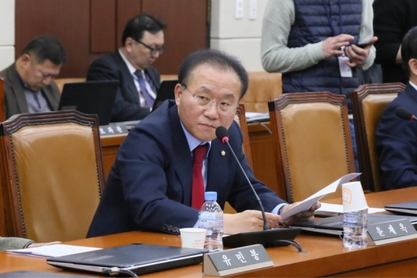 지난 1월 21일 행정안전위원회 전체회의를 갖고 있는 윤재옥 의원(대구달서을)